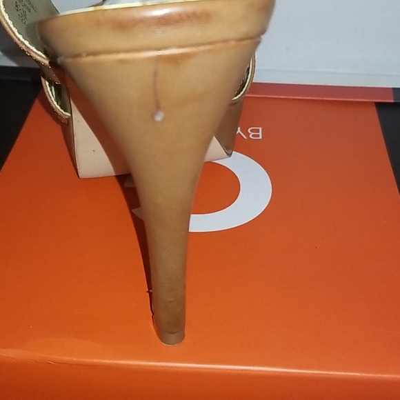 G by Guess High Heels - Picture 8 of 8